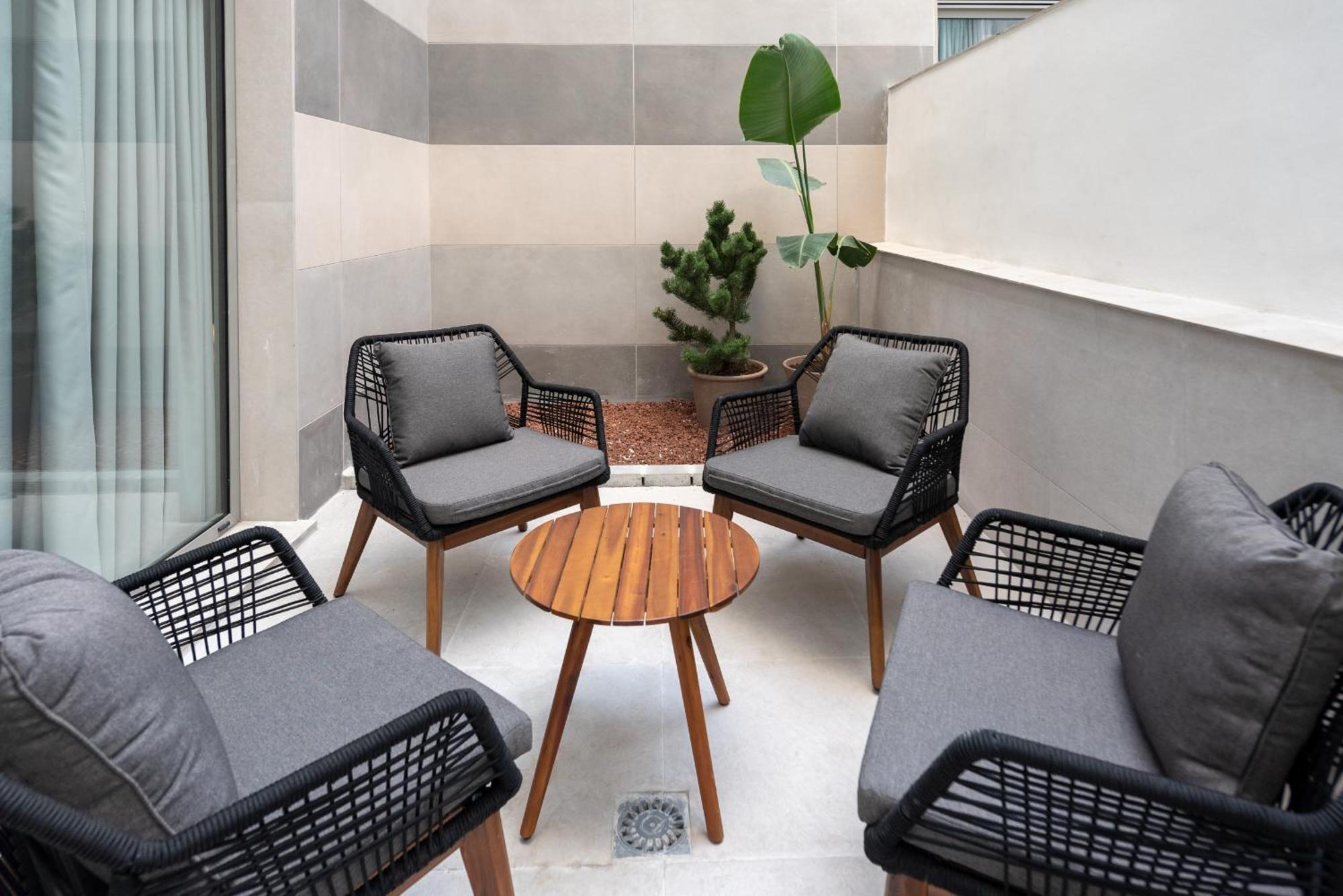 Dorm4You Arena Terraza 04 Valence Extérieur photo